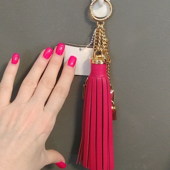 NWT Micheal Kors XL Bag Charm Leather Tassel - Picture 6 of 8